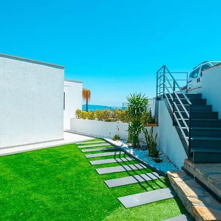 Magic Private Pool Villa *